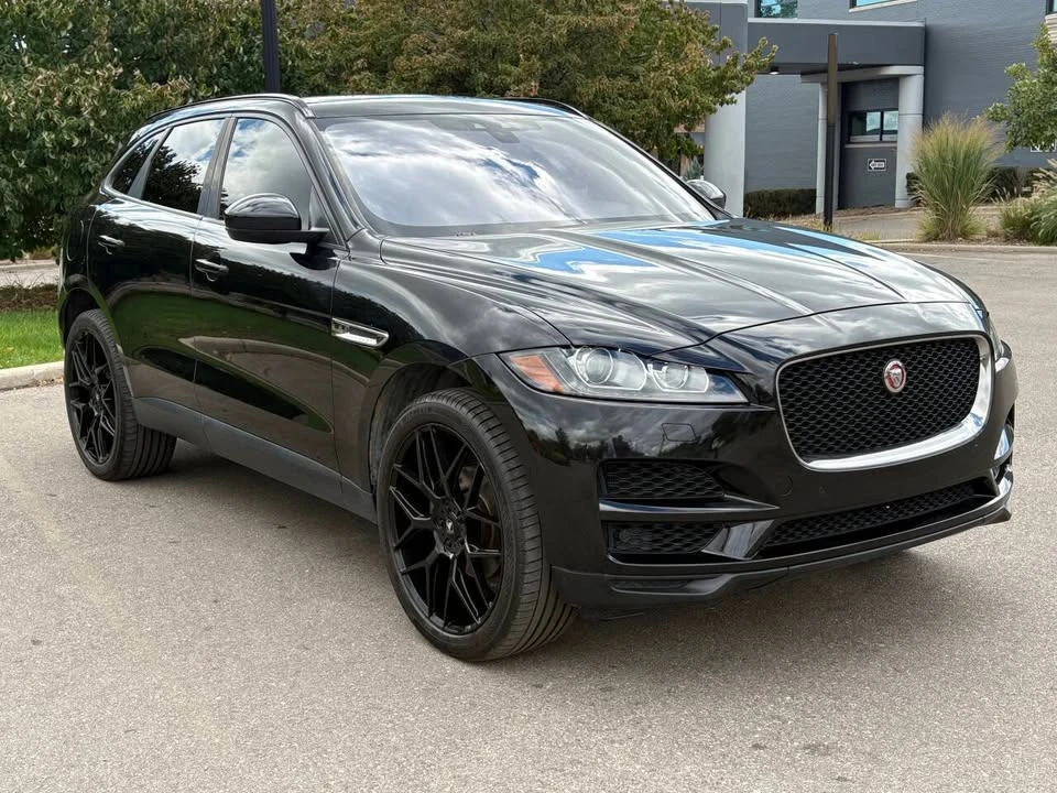 2017 Jaguar F-Pace - Image 6 of 15