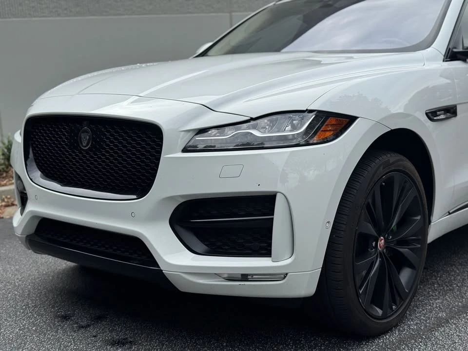 2017 Jaguar F-Pace - Image 3 of 20