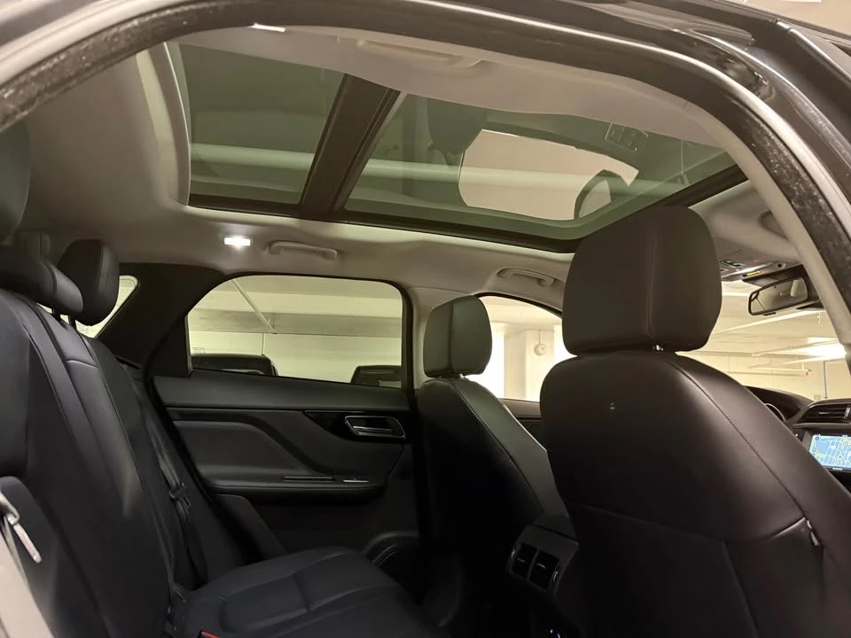 2017 Jaguar F-Pace - Image 14 of 17