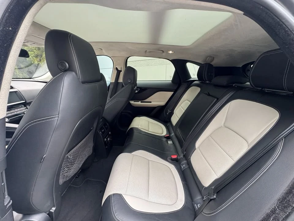 2017 Jaguar F-Pace - Image 19 of 20