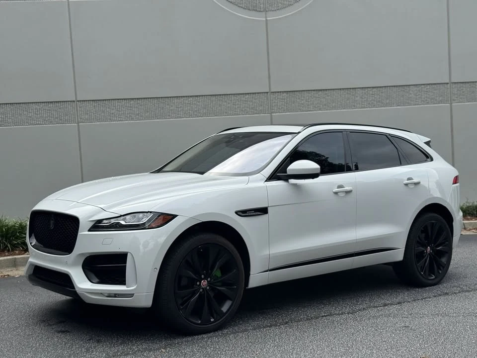 2017 Jaguar F-Pace - Image 2 of 20