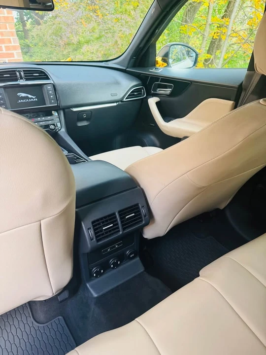 2017 Jaguar F-Pace - Image 8 of 8
