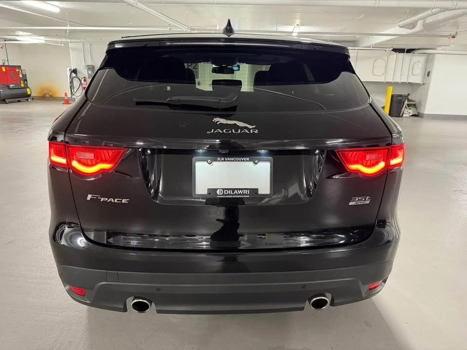 2017 Jaguar F-Pace - Image 5 of 17