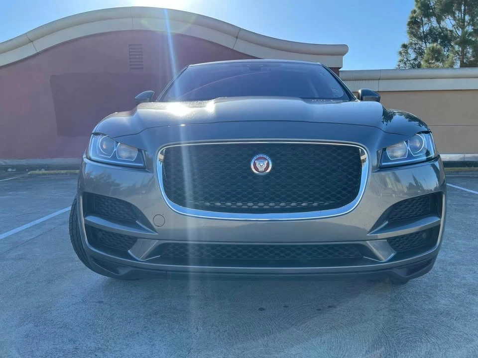 2017 Jaguar F-Pace - Image 4 of 20