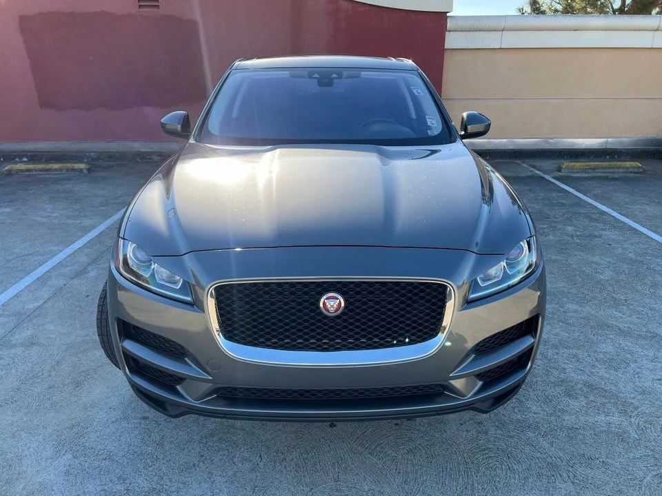 2017 Jaguar F-Pace - Image 5 of 20
