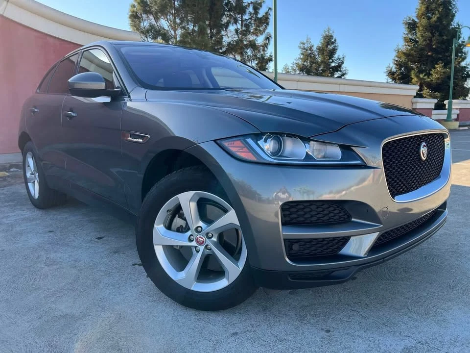 2017 Jaguar F-Pace - Image 14 of 20