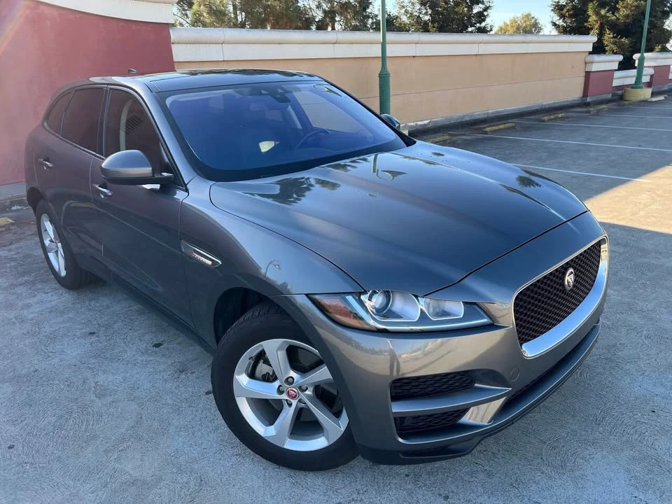 2017 Jaguar F-Pace - Image 15 of 20