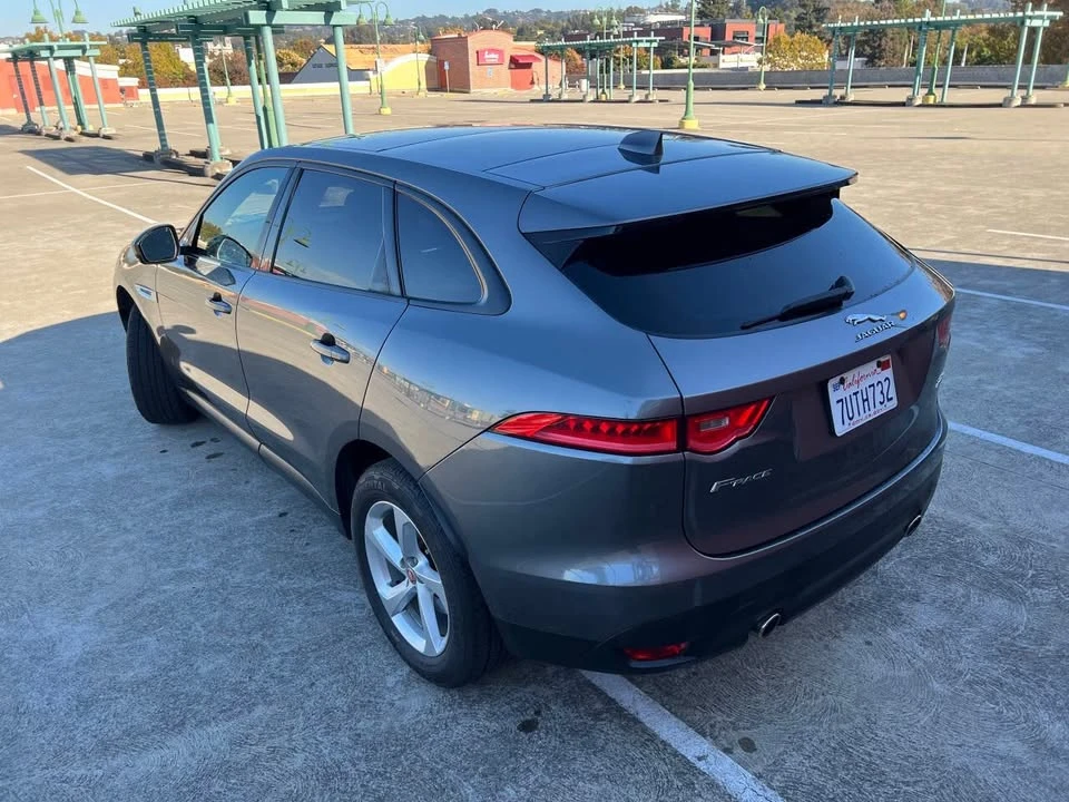2017 Jaguar F-Pace - Image 8 of 20