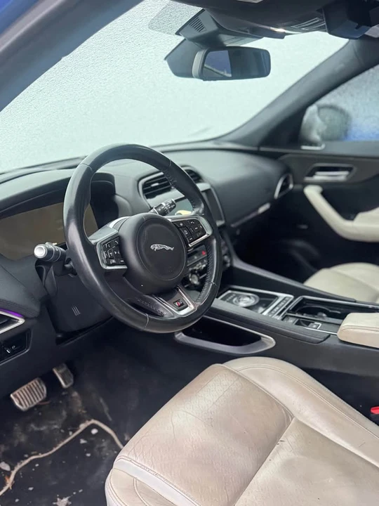 2017 Jaguar F-Pace - Image 6 of 13