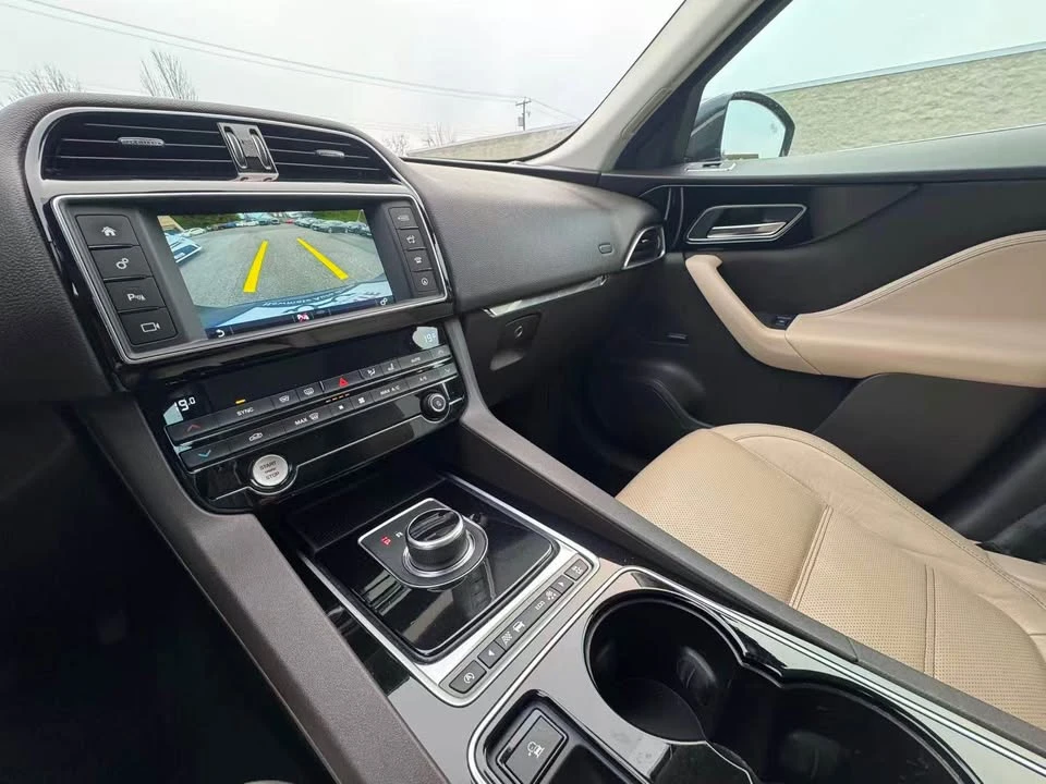 2017 Jaguar F-Pace - Image 15 of 15