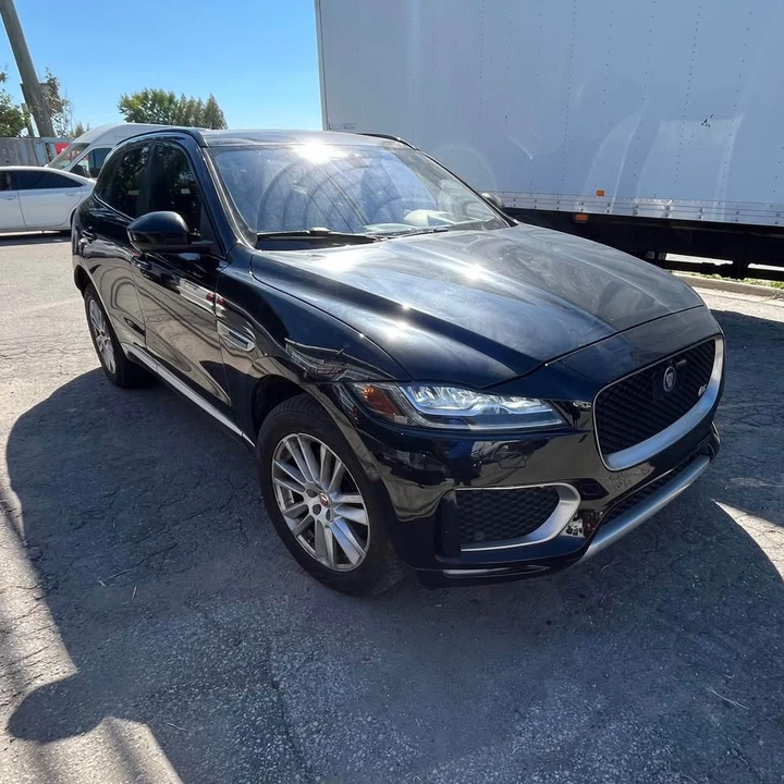 2017 Jaguar F-Pace - Image 2 of 5