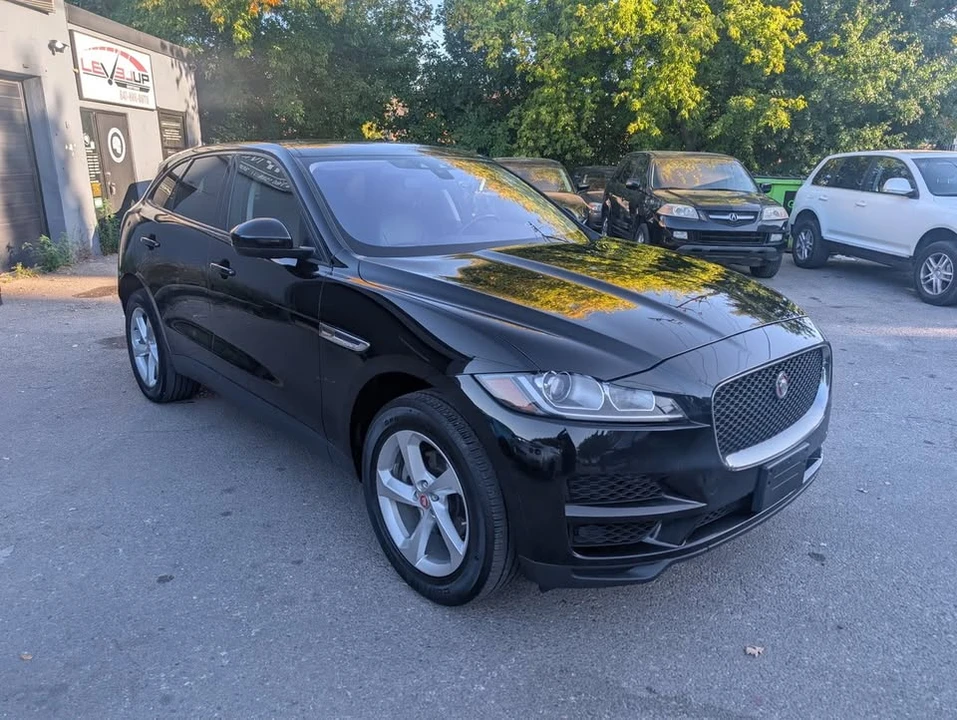 2017 Jaguar F-Pace - Image 3 of 19