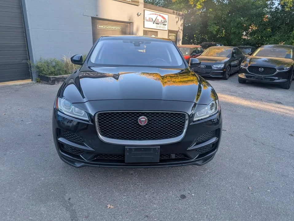 2017 Jaguar F-Pace - Image 2 of 19
