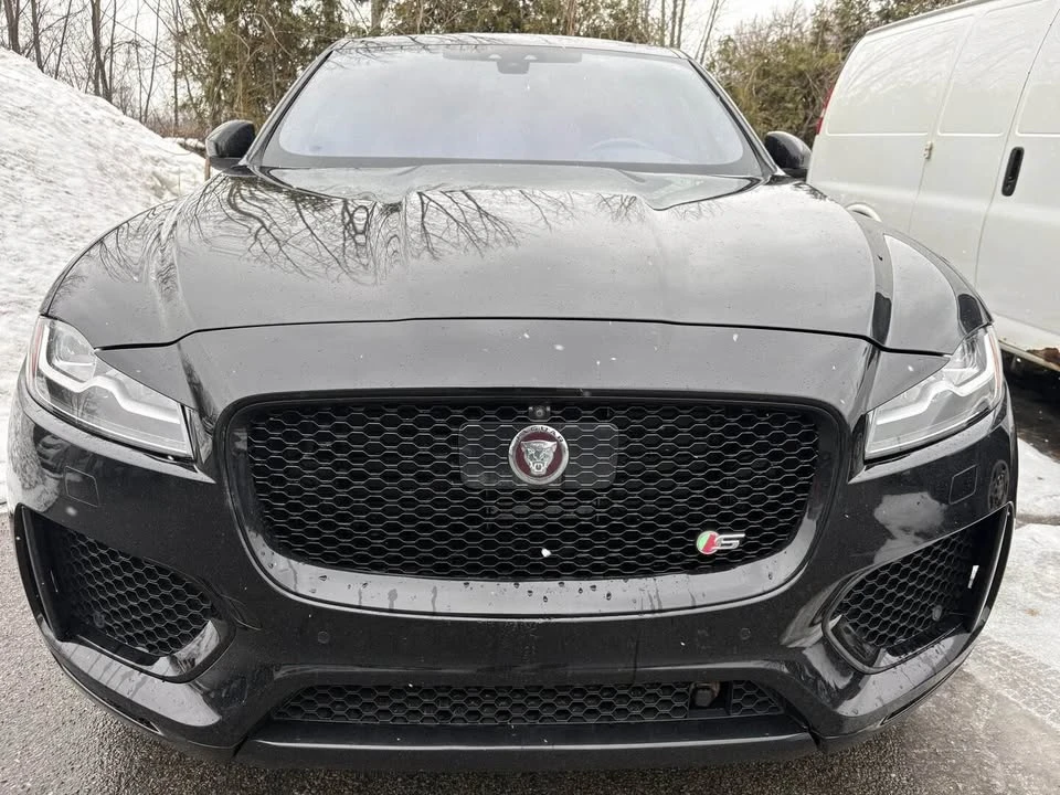 2017 Jaguar F-Pace - Image 7 of 17