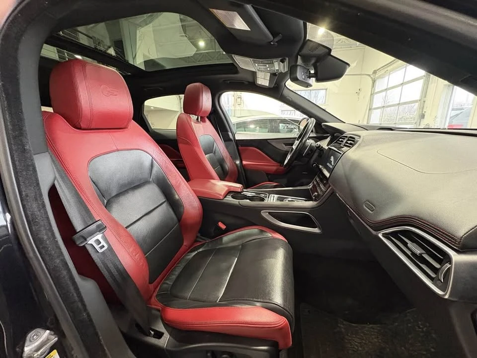 2017 Jaguar F-Pace - Image 9 of 17