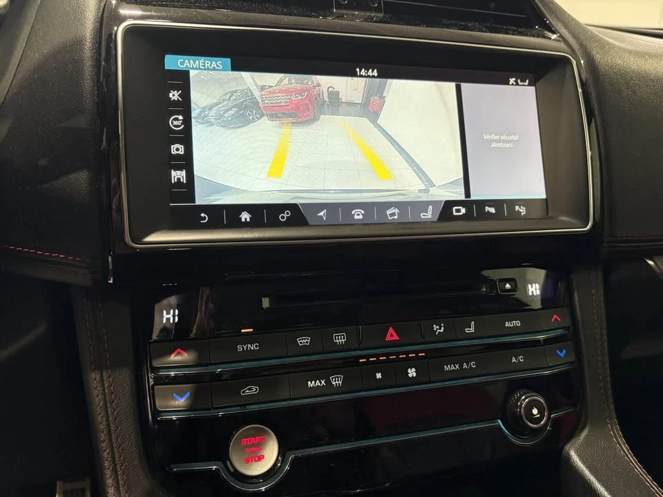 2017 Jaguar F-Pace - Image 17 of 17