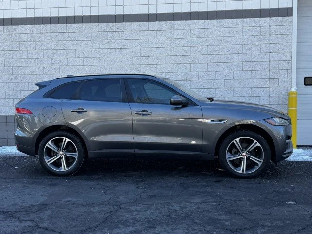 2017 Jaguar F-Pace - Image 18 of 20