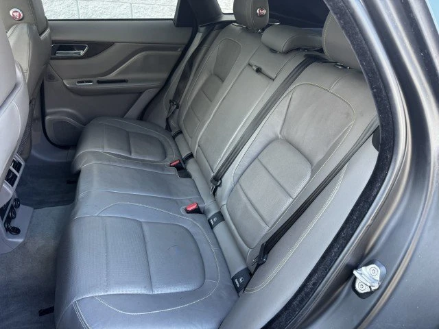 2017 Jaguar F-Pace - Image 8 of 20