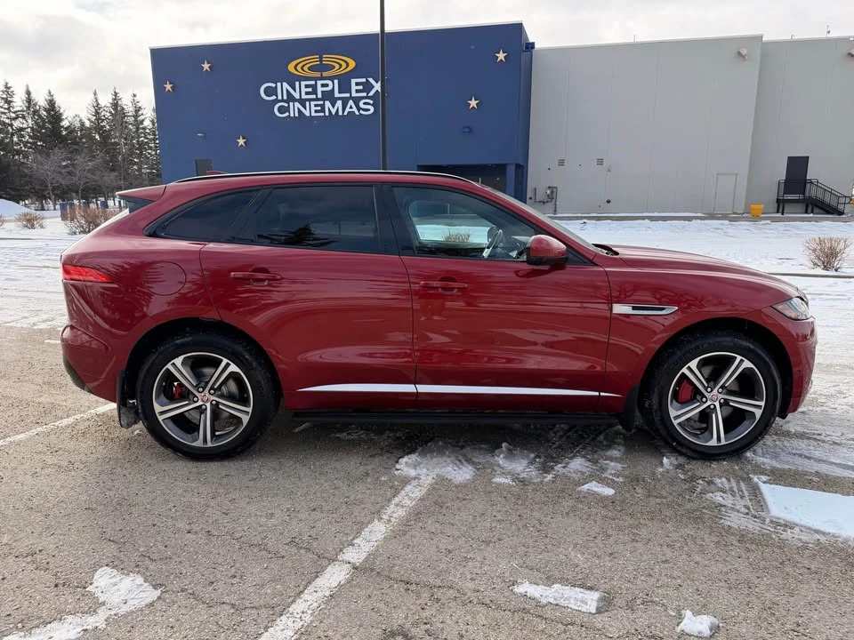 2017 Jaguar F-Pace - Image 3 of 15