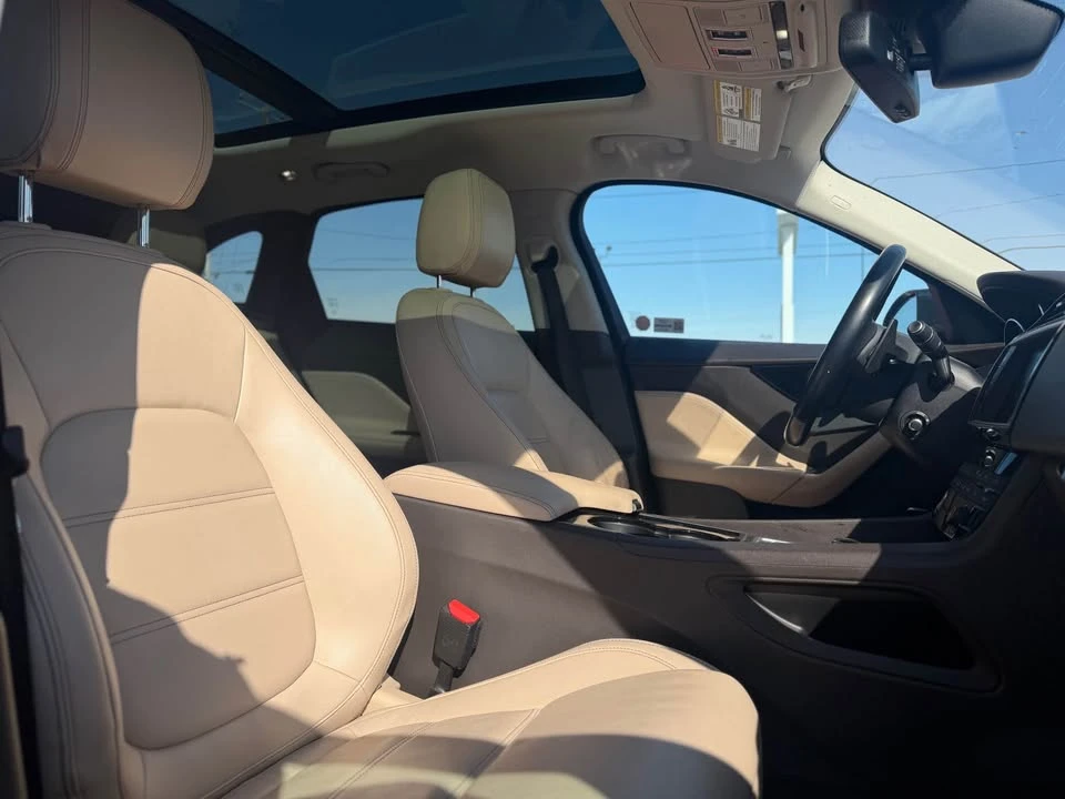 2017 Jaguar F-Pace - Image 12 of 17