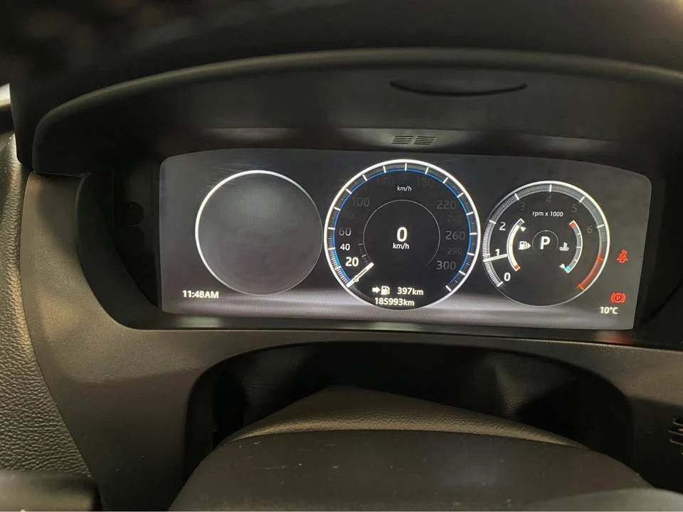 2017 Jaguar F-Pace - Image 10 of 10