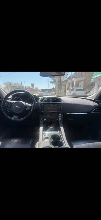 2017 Jaguar F-Pace - Image 12 of 12