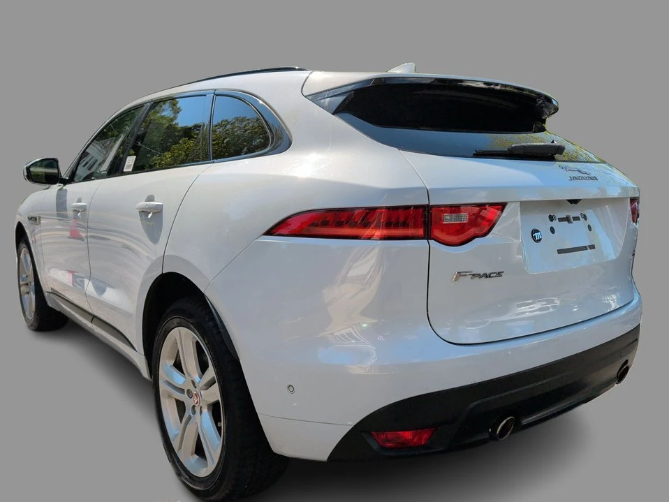 2017 Jaguar F-Pace - Image 19 of 21