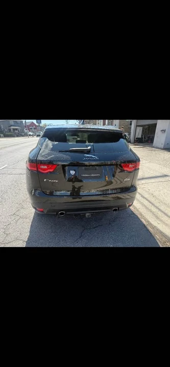 2017 Jaguar F-Pace - Image 5 of 12