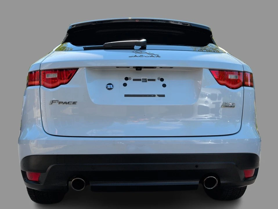 2017 Jaguar F-Pace - Image 17 of 21