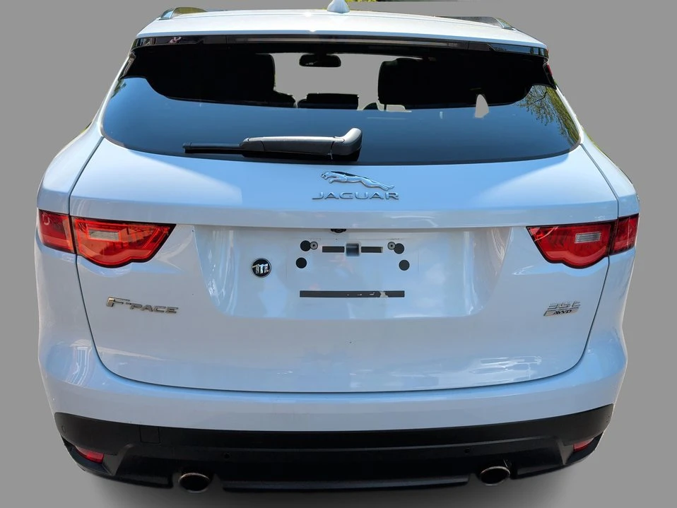 2017 Jaguar F-Pace - Image 18 of 21