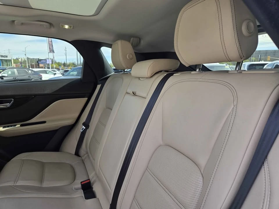 2017 Jaguar F-Pace - Image 10 of 14