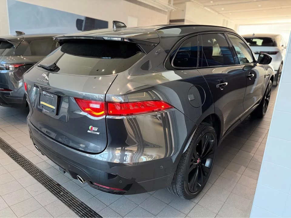 2017 Jaguar F-Pace - Image 12 of 18