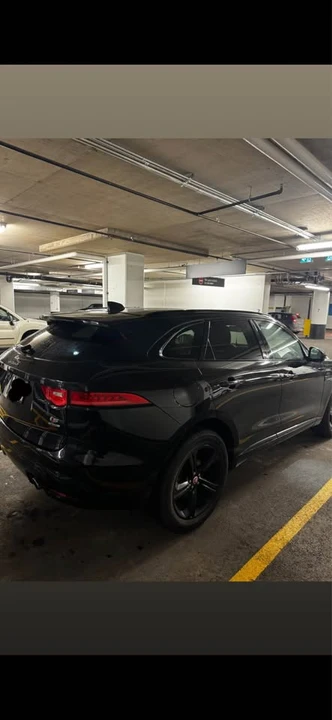 2017 Jaguar F-Pace - Image 4 of 7