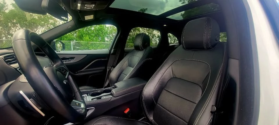 2017 Jaguar F-Pace - Image 14 of 16