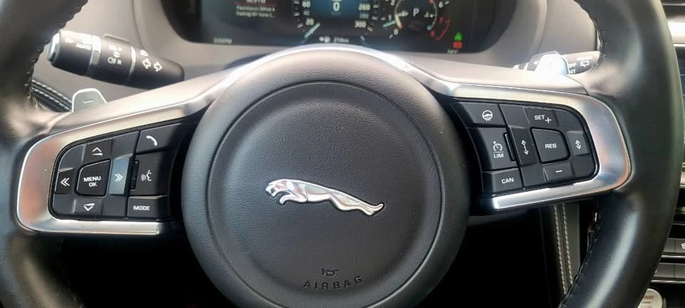 2017 Jaguar F-Pace - Image 12 of 16