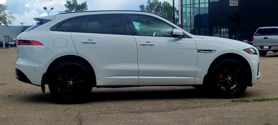 2017 Jaguar F-Pace - Image 7 of 16