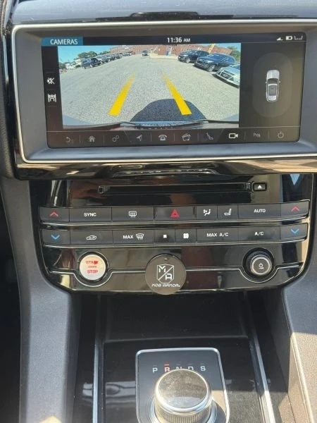 2017 Jaguar F-Pace - Image 11 of 11