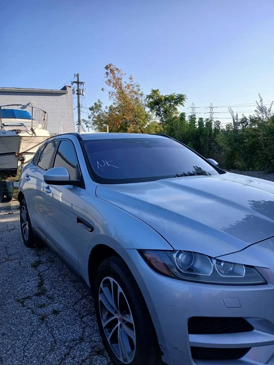 2017 Jaguar F-Pace - Image 3 of 9