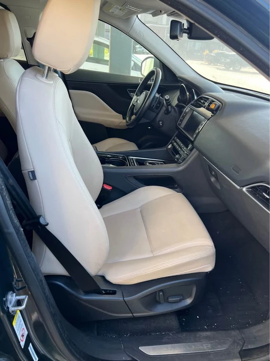 2017 Jaguar F-Pace - Image 2 of 7