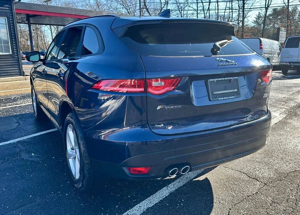 2017 Jaguar F-Pace - Image 13 of 20