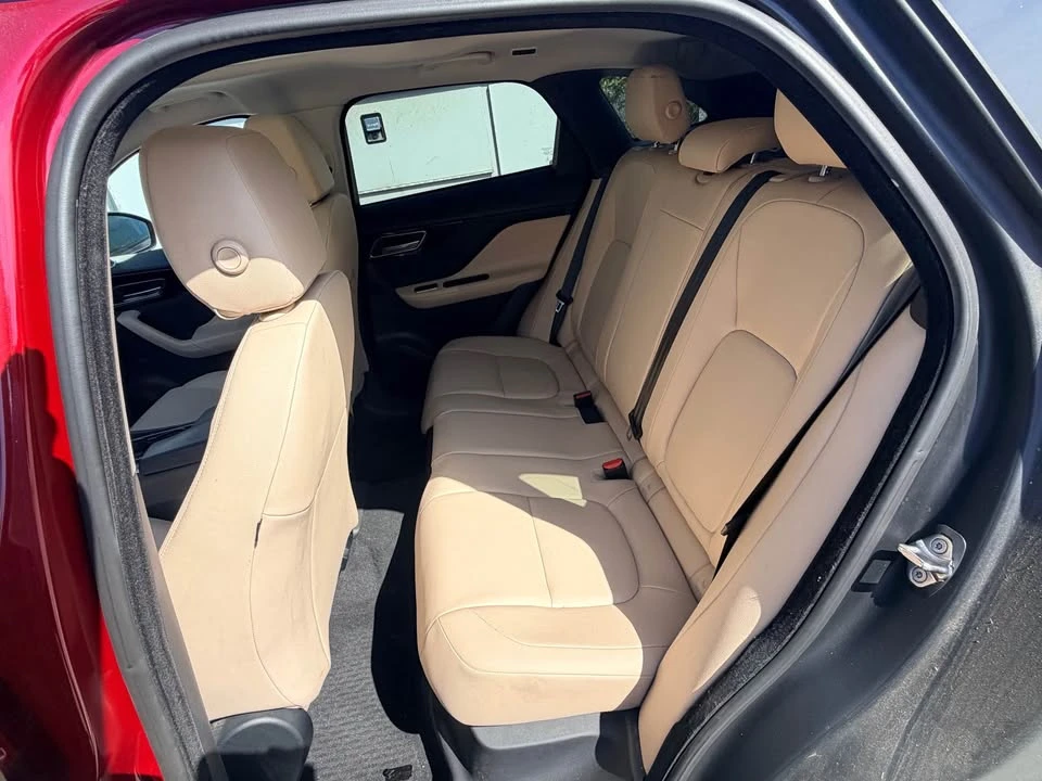 2017 Jaguar F-Pace - Image 6 of 7