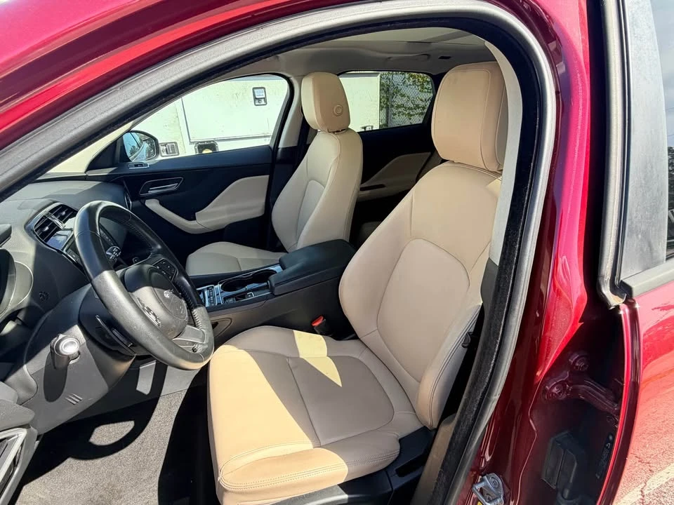 2017 Jaguar F-Pace - Image 5 of 7