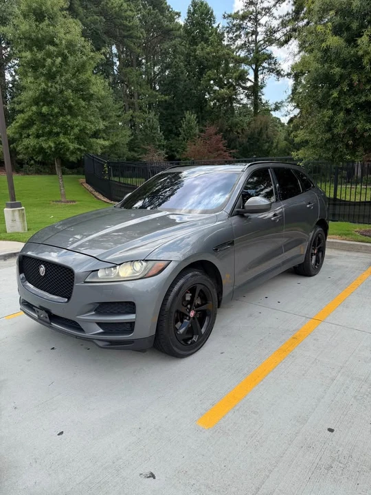2017 Jaguar F-Pace - Image 8 of 13
