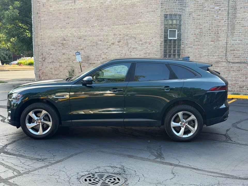 2017 Jaguar F-Pace - Image 9 of 20