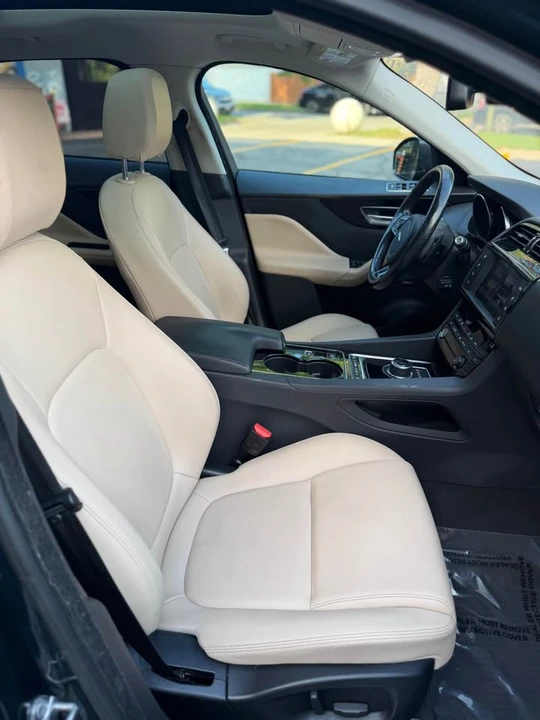 2017 Jaguar F-Pace - Image 19 of 20