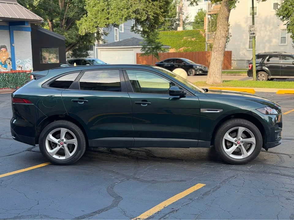 2017 Jaguar F-Pace - Image 5 of 20