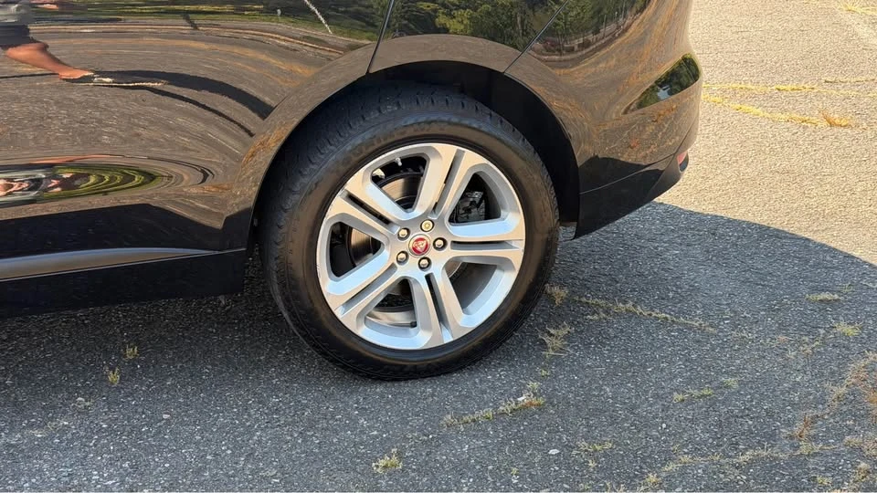 2017 Jaguar F-Pace - Image 8 of 20
