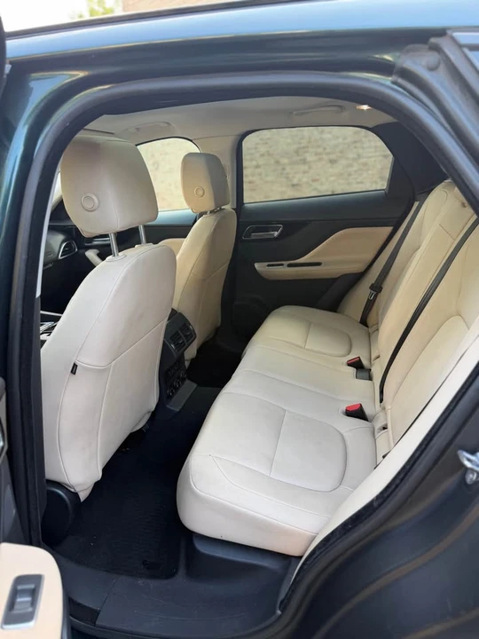 2017 Jaguar F-Pace - Image 12 of 20