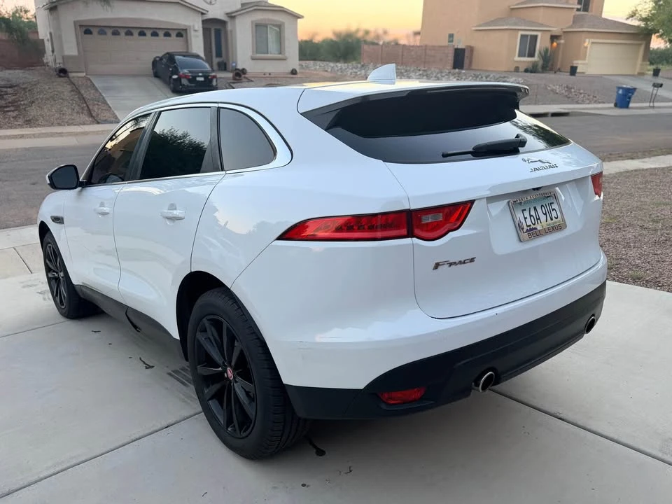 2017 Jaguar F-Pace - Image 5 of 15