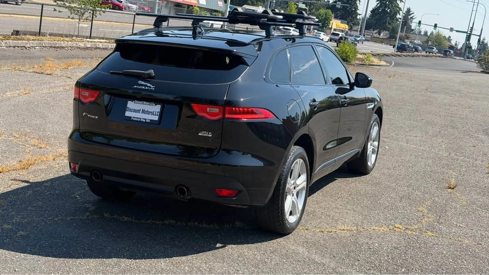 2017 Jaguar F-Pace - Image 11 of 20